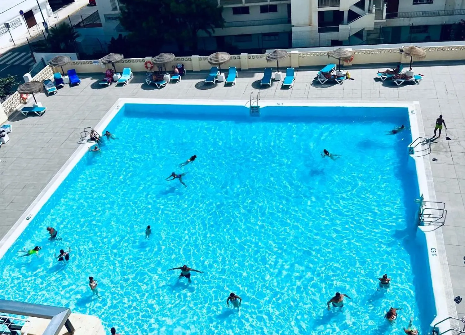 Torremolinos Carihuela Nucleo Cristal Appartement