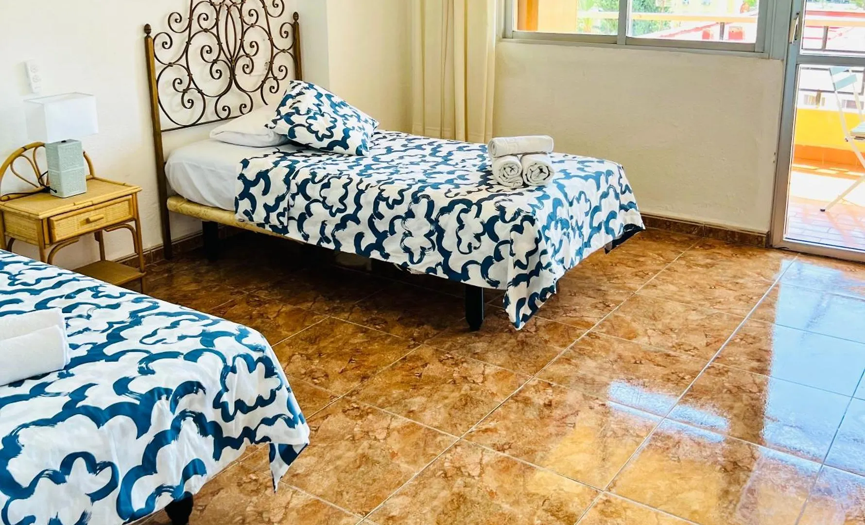 Torremolinos Carihuela Nucleo Cristal Appartement