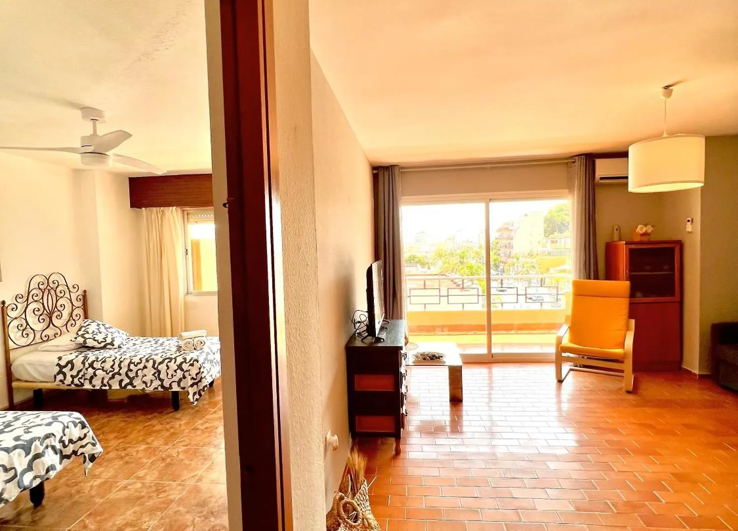 Torremolinos Carihuela Nucleo Cristal Appartement Spanje